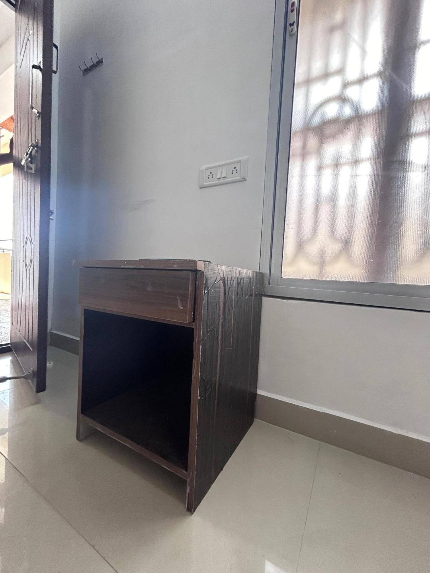 Gsd Inn Guest House 蓬蒂切里 外观 照片